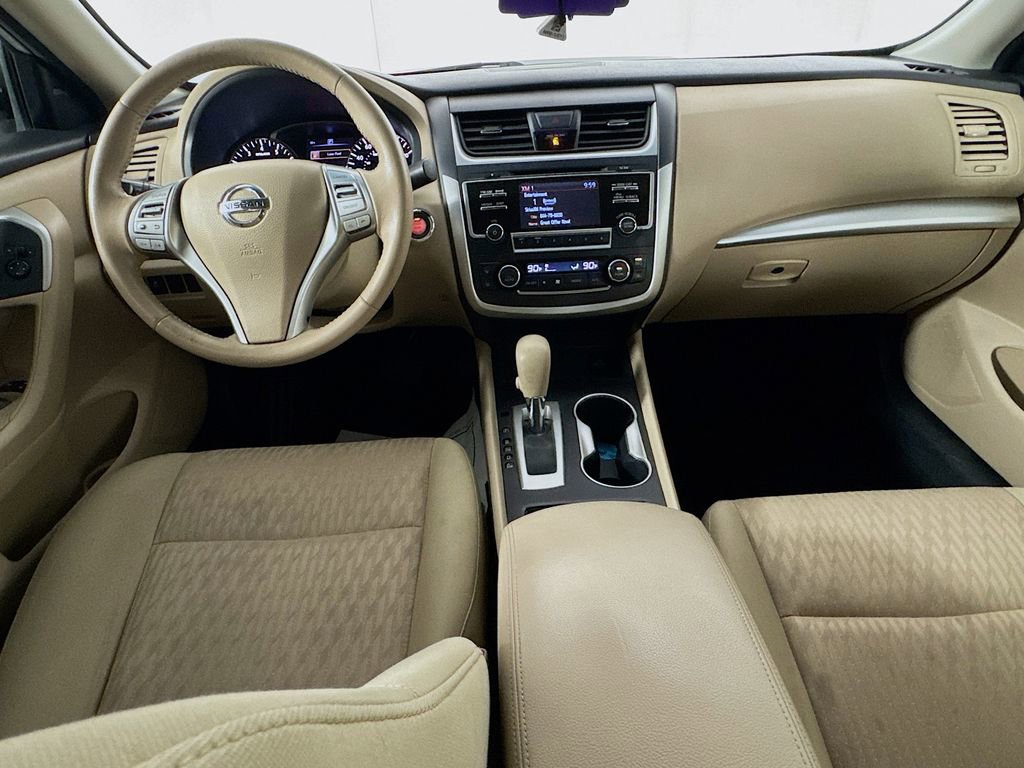 Used 2017 Nissan Altima 2.5 SV w/ Convenience Package image 26