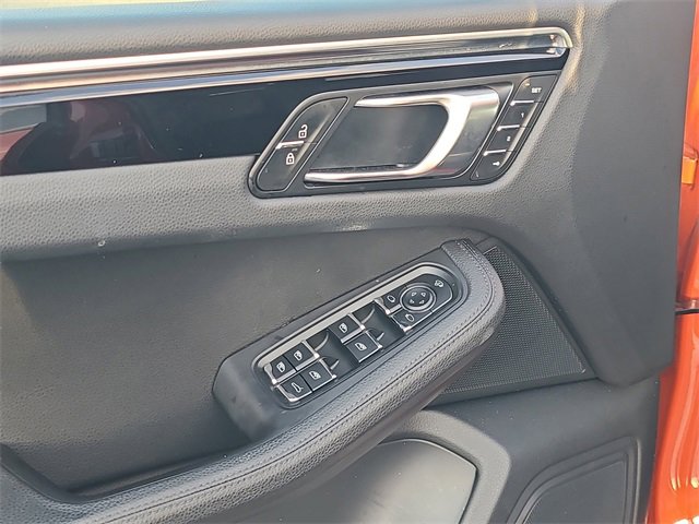 Used 2023 Porsche Macan Turbo image 14