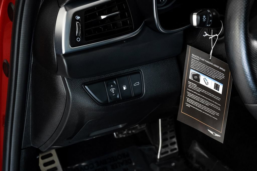 Used 2022 Genesis G70 3.3T w/ Sport Prestige Package image 33