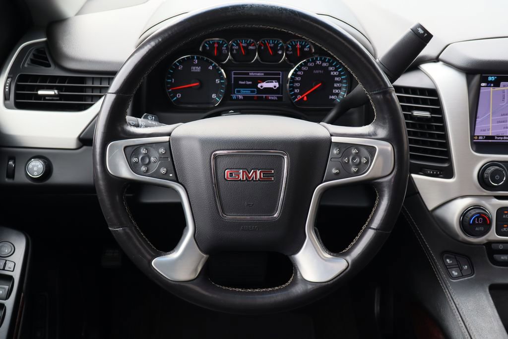 Used 2018 GMC Yukon XL SLT w/ Premium Edition RWD image 14