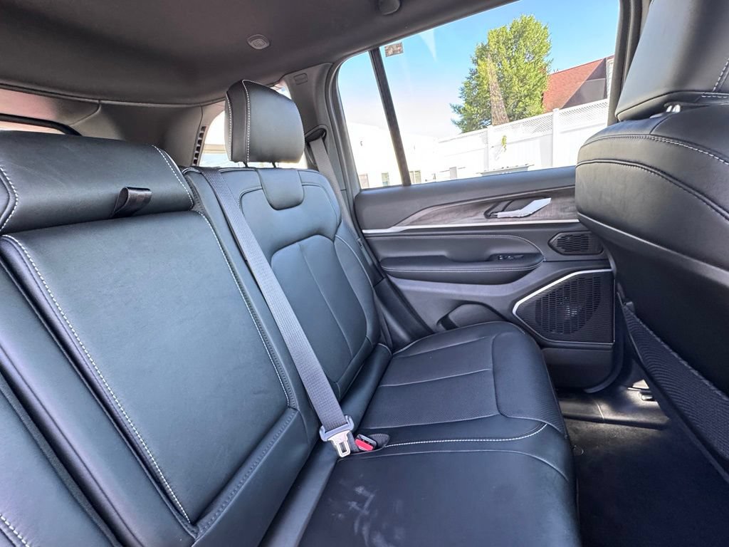 New 2026 Jeep Grand Cherokee Limited AWD/4WD image 22