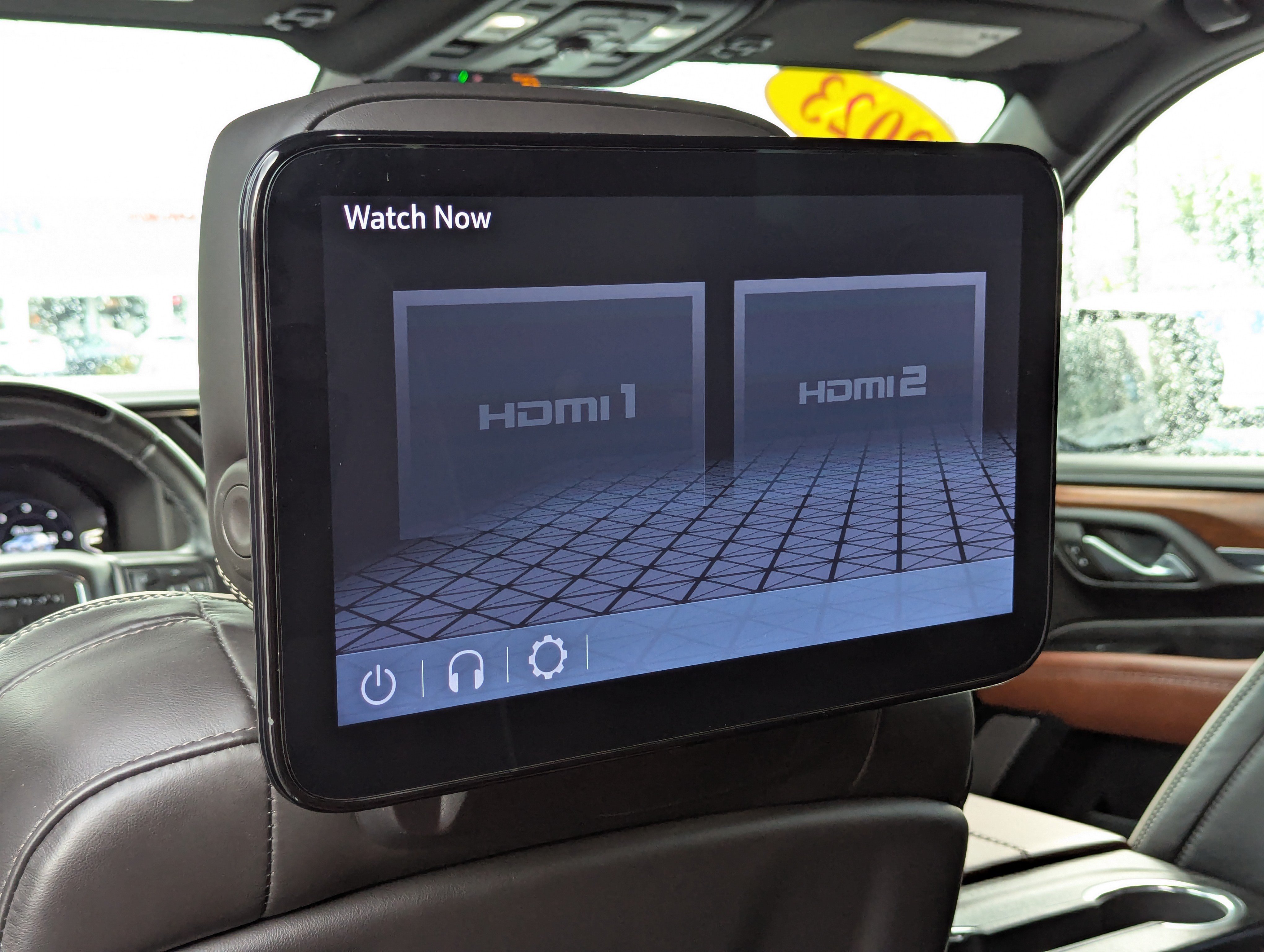 Certified 2023 GMC Yukon Denali Ultimate w/ LPO, Floor Liner Package AWD/4WD image 19