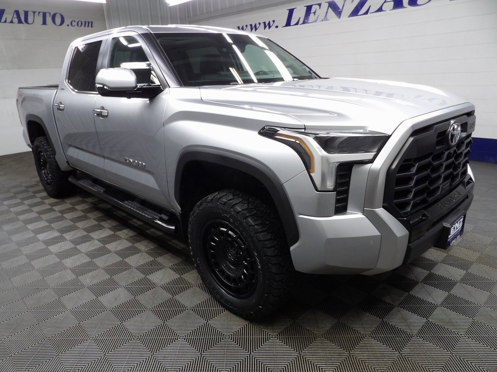 Used 2024 Toyota Tundra Limited image 4