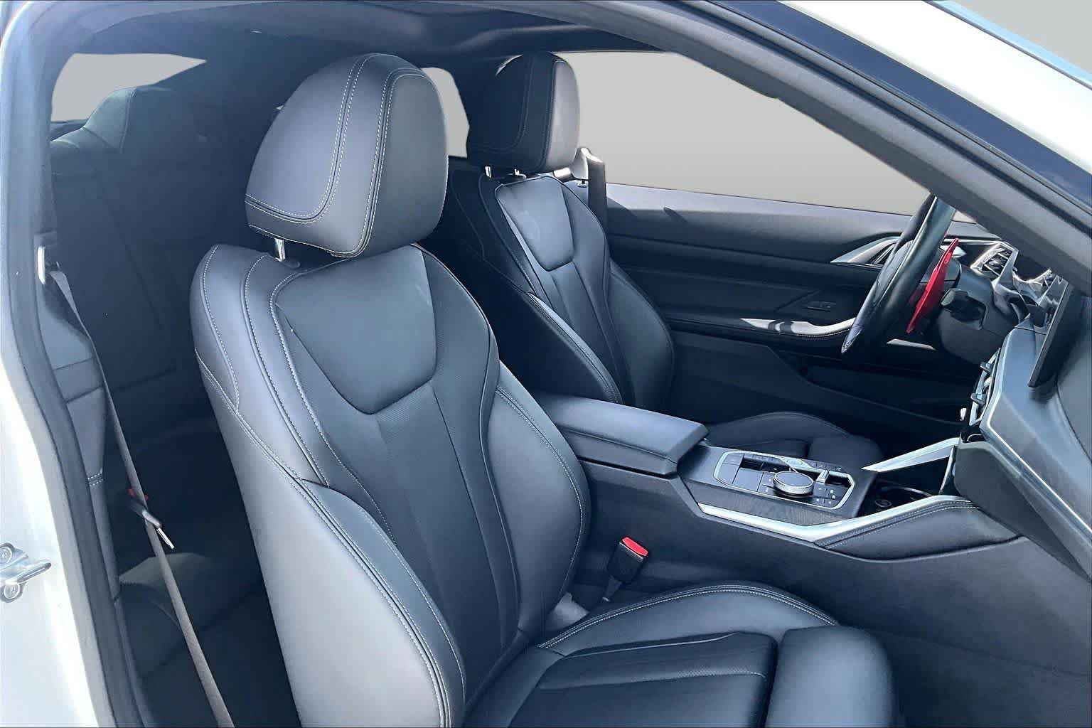 Used 2024 BMW 430i xDrive Coupe w/ M Sport Package AWD/4WD image 7