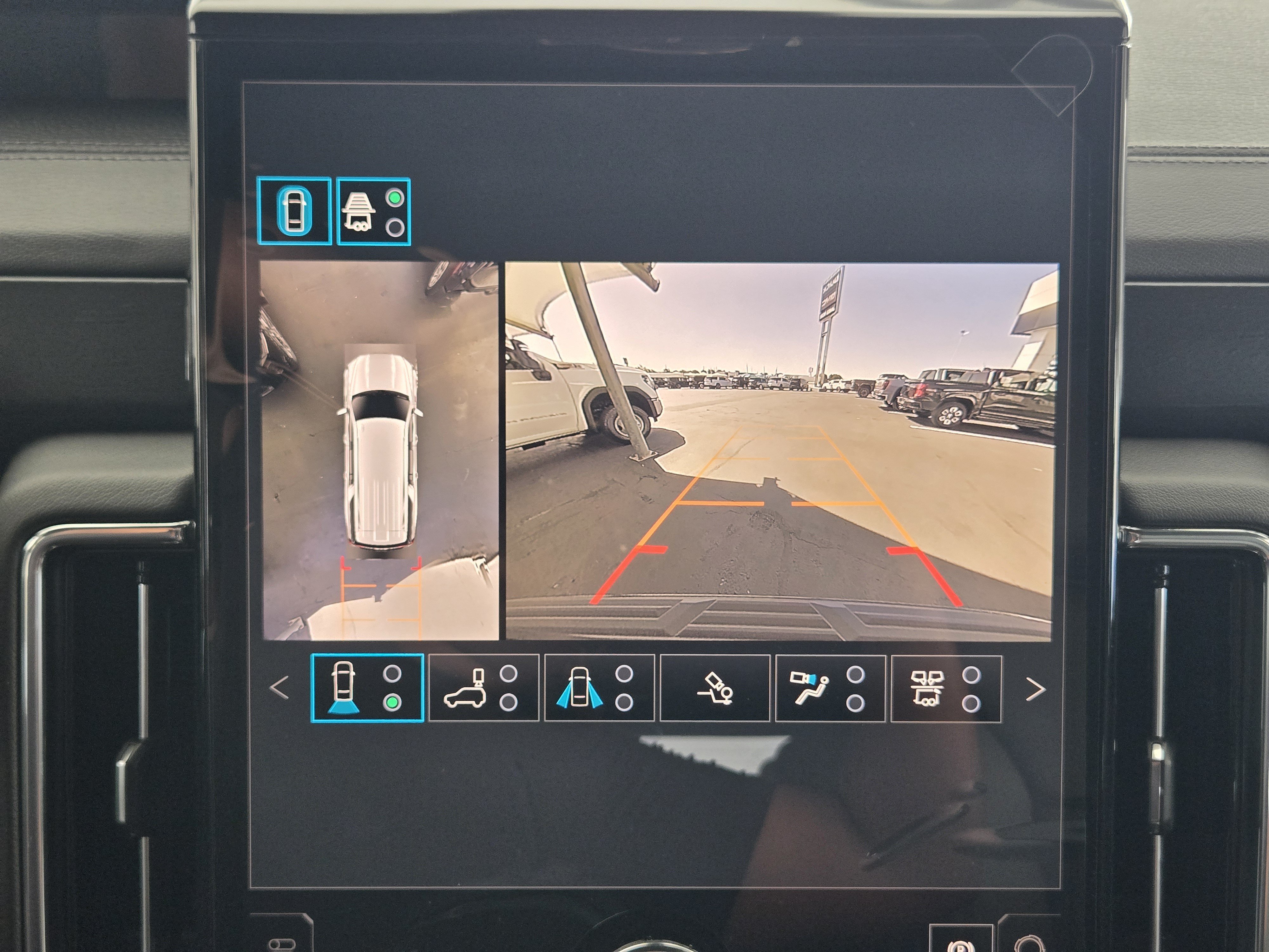 New 2026 GMC Yukon XL Denali w/ Denali Reserve Package AWD/4WD image 15
