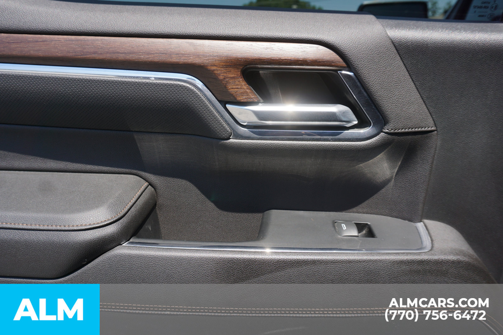 Used 2023 Chevrolet Silverado 1500 High Country w/ High Country Premium Package AWD/4WD image 58