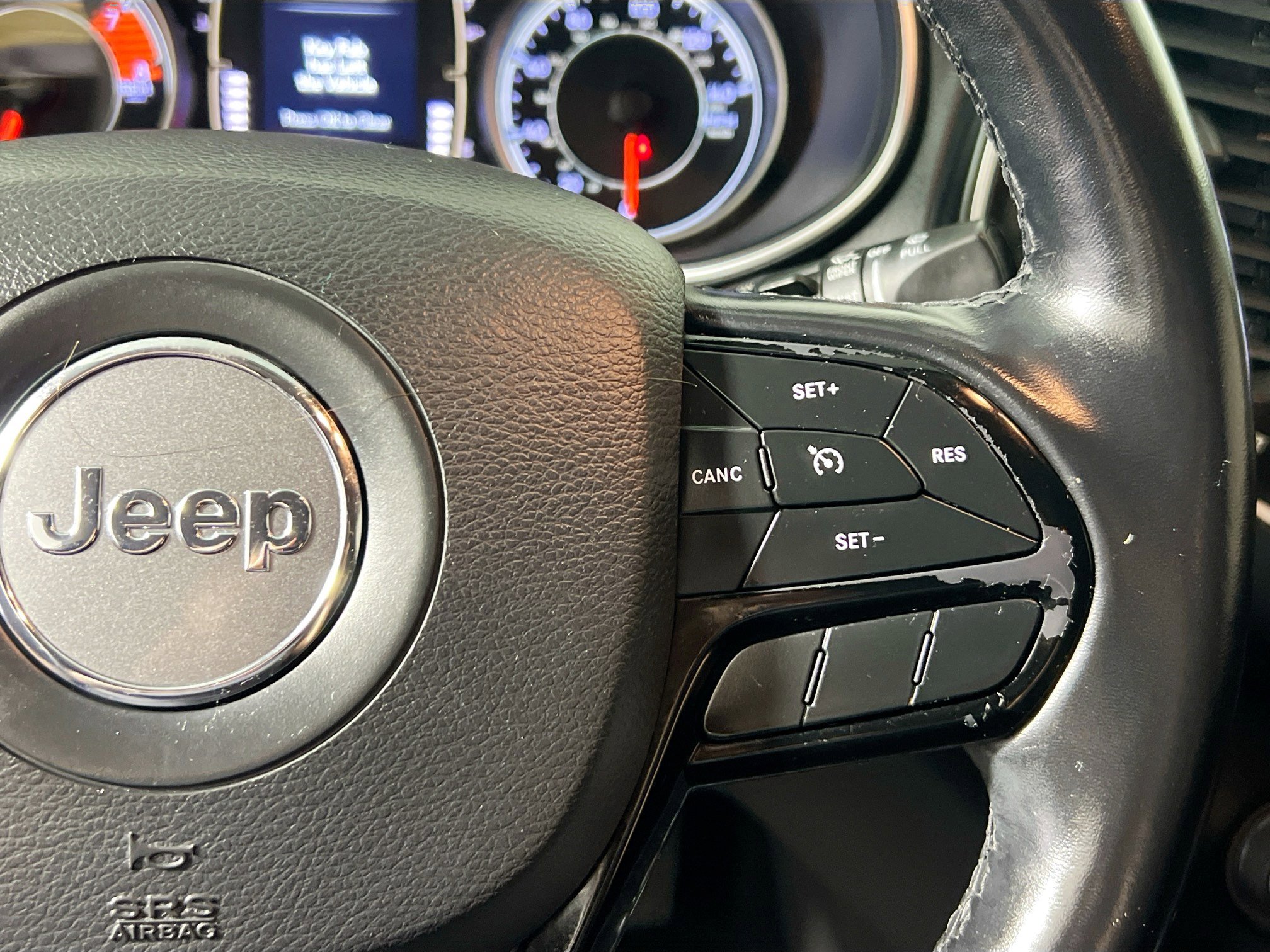 Used 2020 Jeep Cherokee Latitude Plus image 19