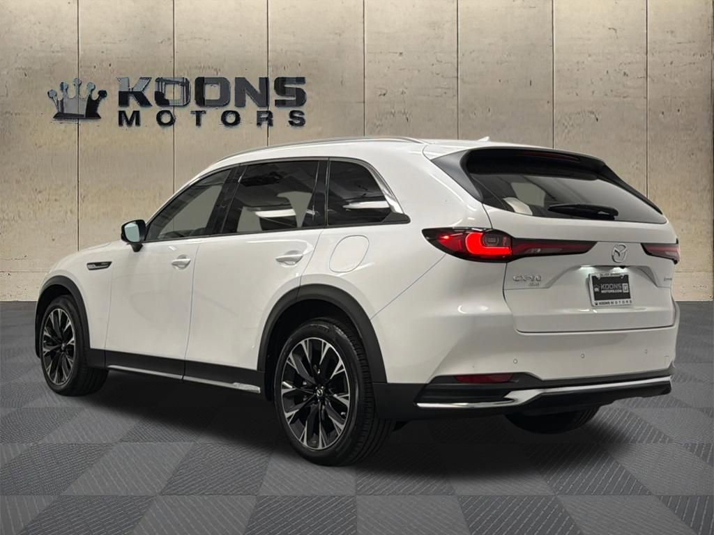 Used 2024 MAZDA CX-90 Plug-In Hybrid w/ Premium Pkg image 6