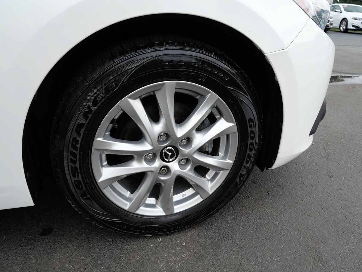 Used 2015 MAZDA MAZDA3 i Touring FWD image 39