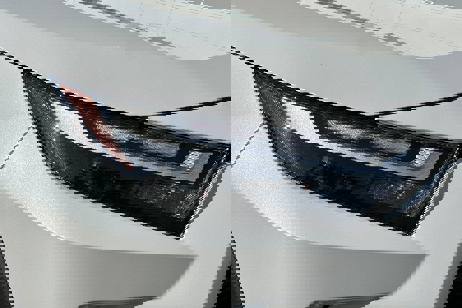 New 2025 Toyota RAV4 XLE Premium image 32