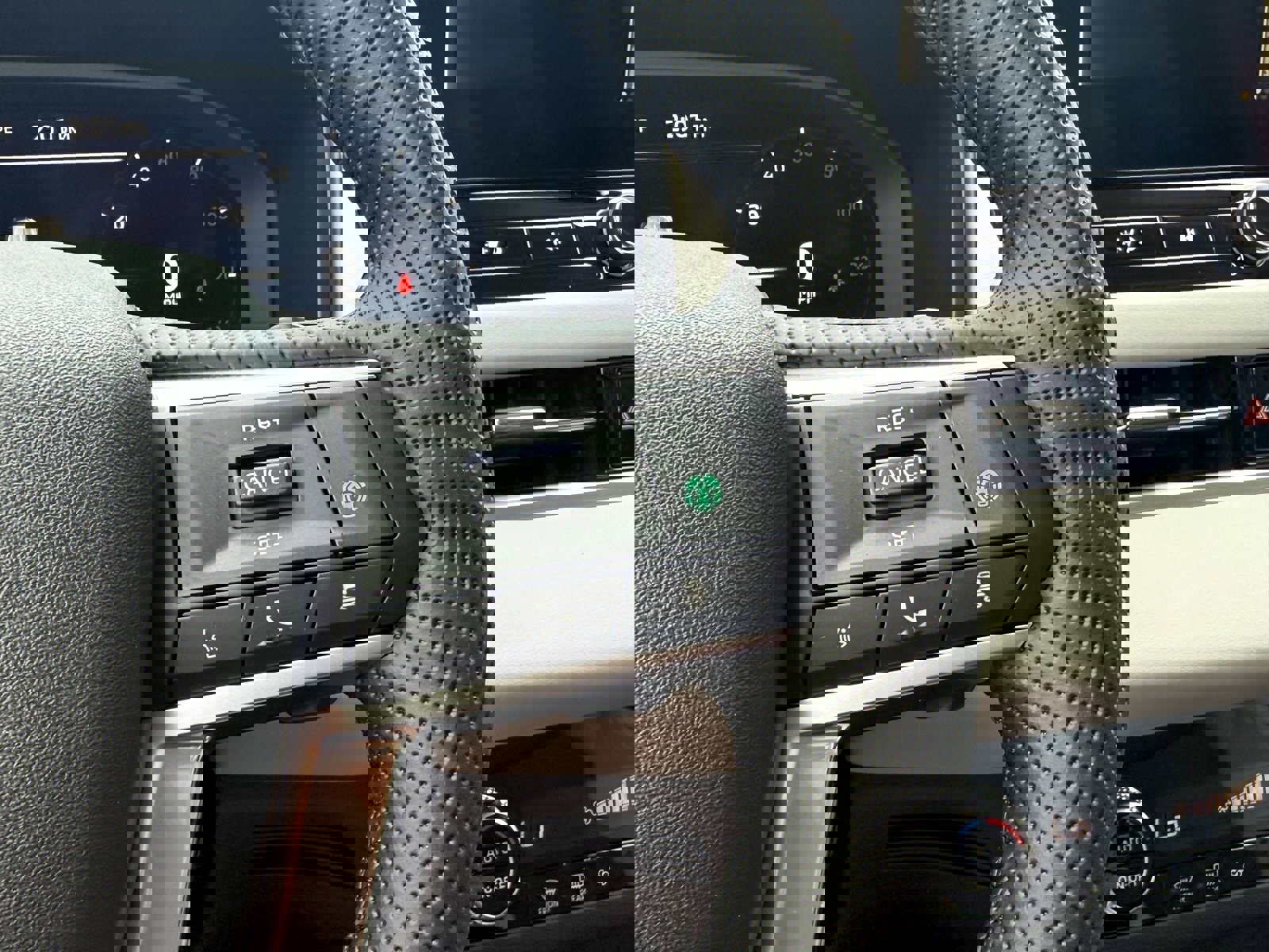 New 2025 Mitsubishi Outlander AWD image 49