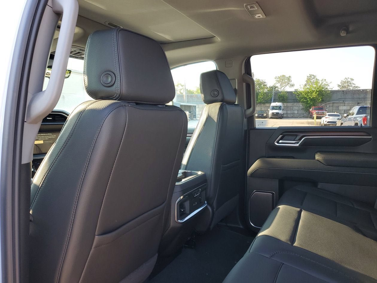 New 2026 GMC Sierra 2500 Denali w/ Denali Reserve Package AWD/4WD image 11
