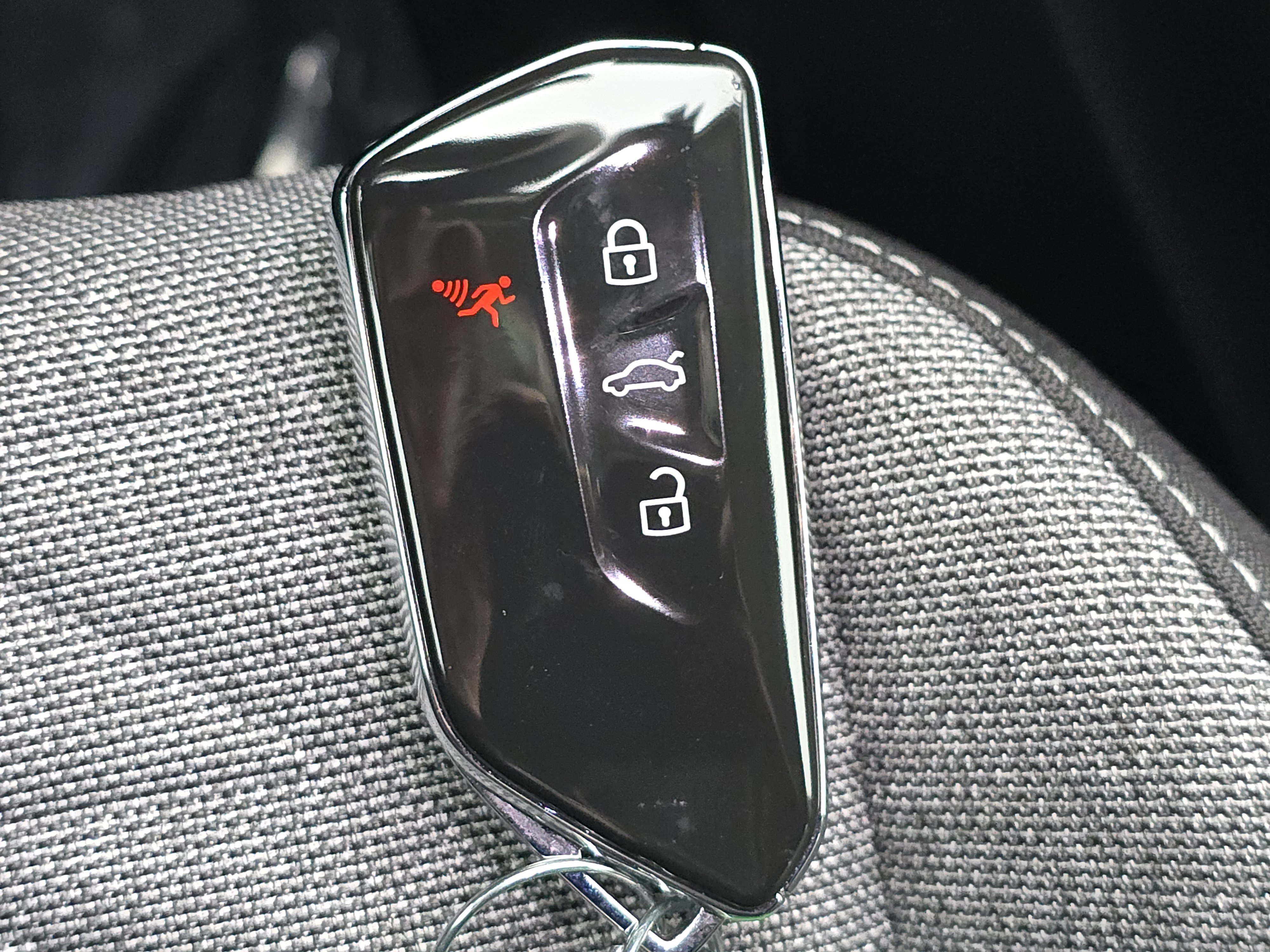 New 2026 Volkswagen Tiguan S image 27