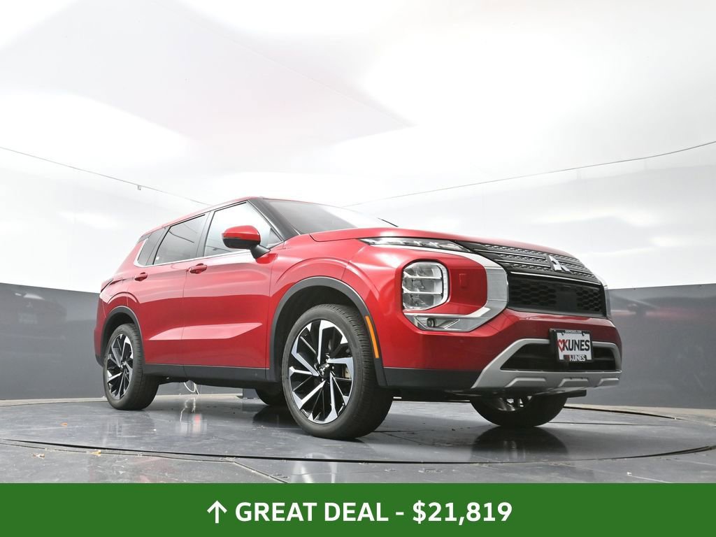 Used 2024 Mitsubishi Outlander SE image 53