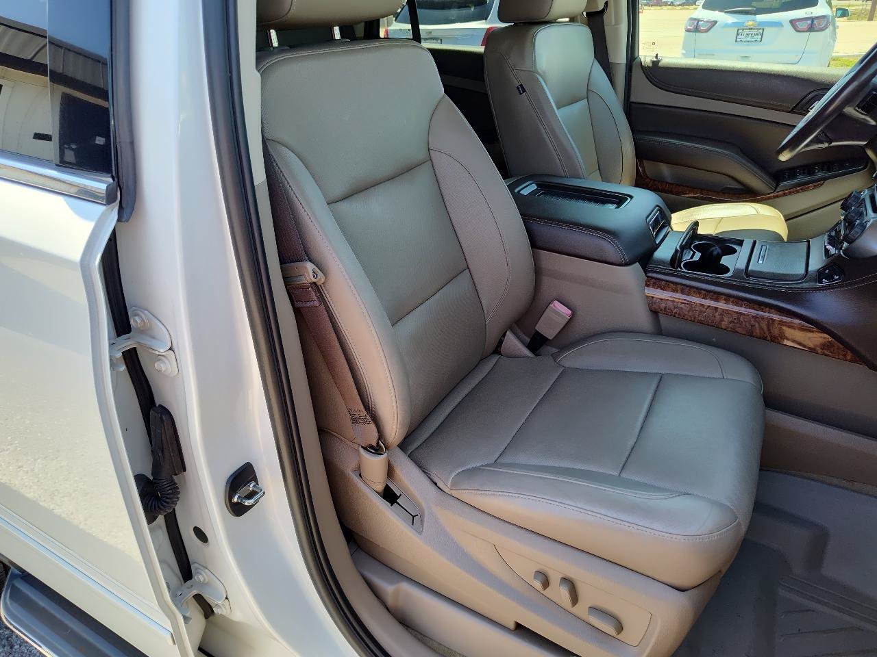 Used 2017 Chevrolet Tahoe Premier RWD image 25