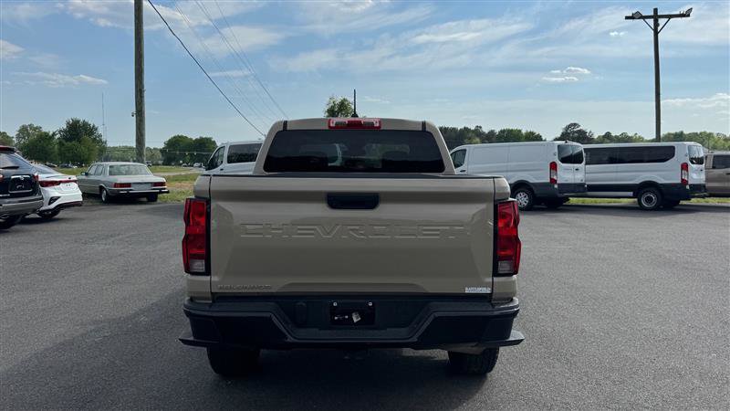 Used 2024 Chevrolet Colorado W/T image 8