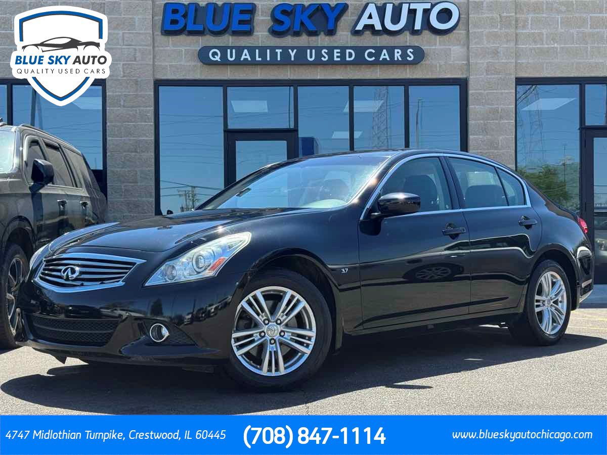 Used 2015 INFINITI Q40 AWD w/ Navigation Package image 1