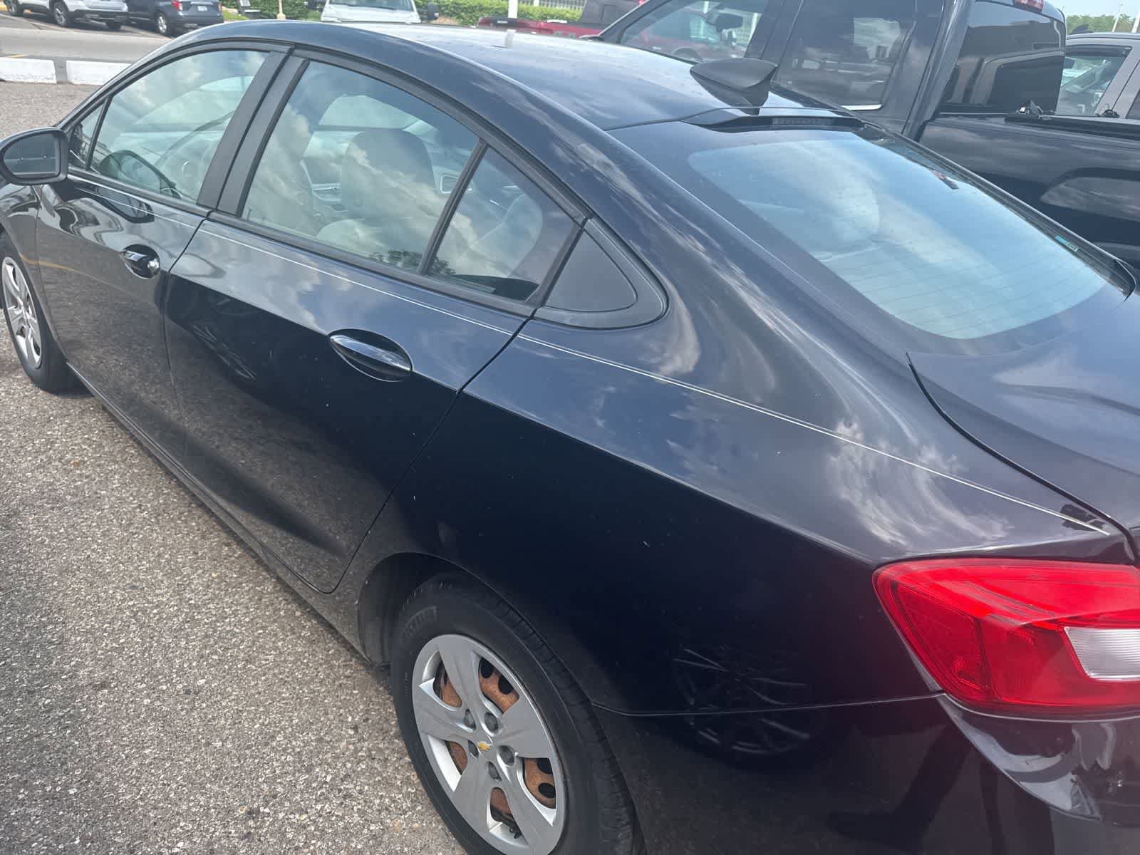 Used 2016 Chevrolet Cruze LS FWD image 21