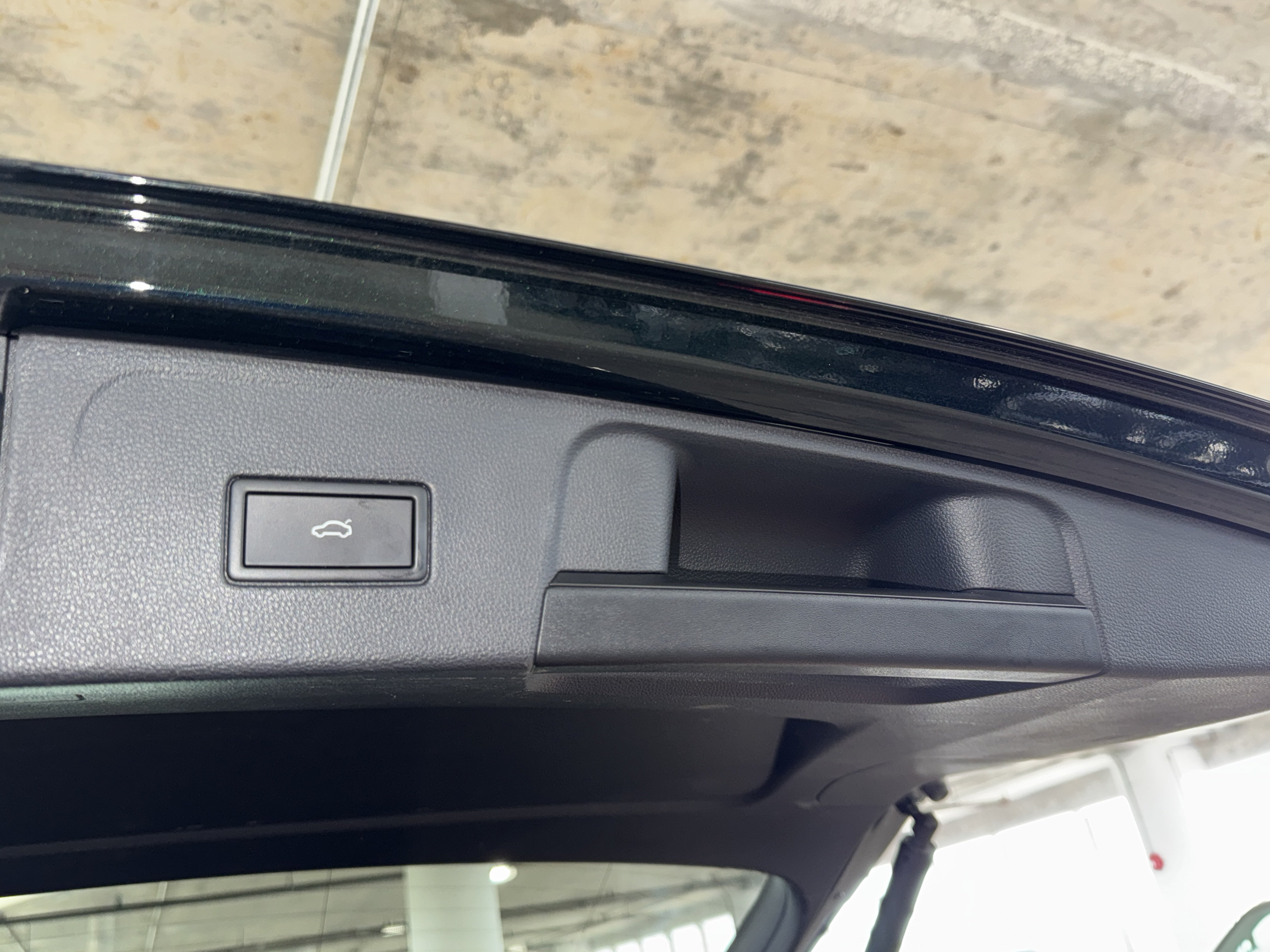 Used 2022 Volkswagen Atlas SEL AWD/4WD image 15