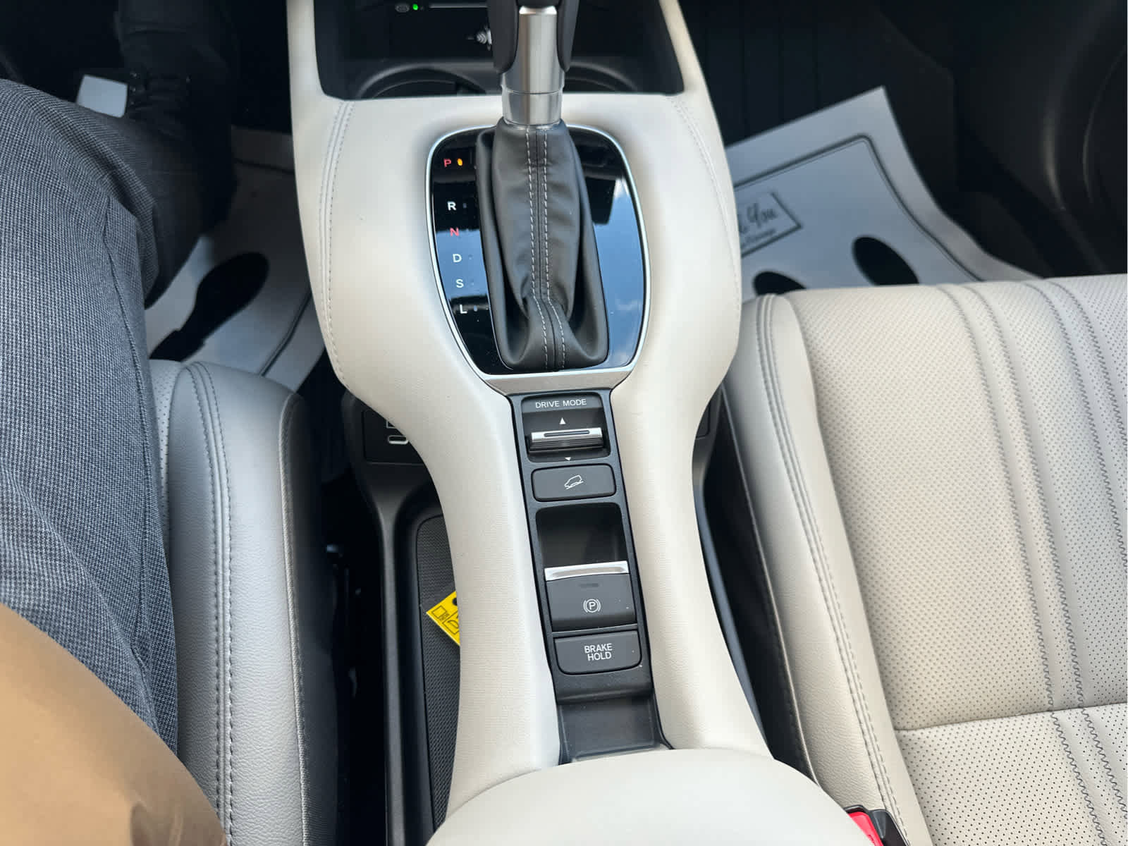 Certified 2026 Honda HR-V EX-L image 33