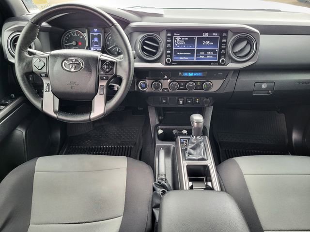 Used 2022 Toyota Tacoma TRD Off-Road AWD/4WD image 24