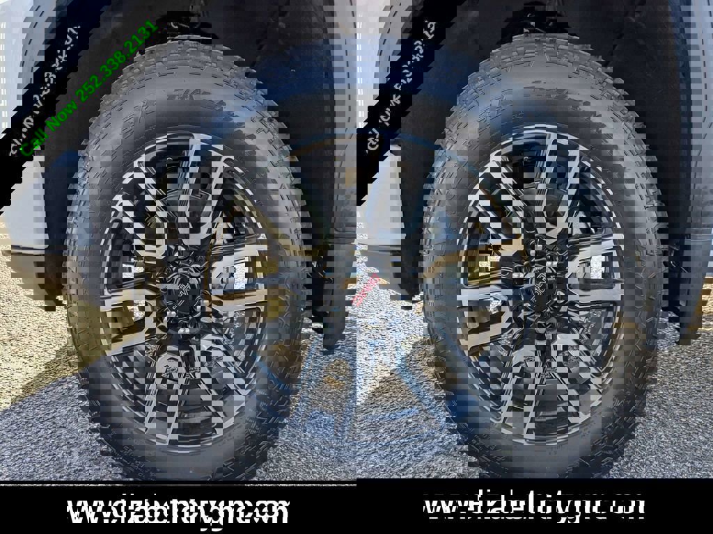 New 2026 GMC Sierra 1500 AT4 w/ AT4 Premium Package image 12