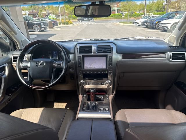 Used 2017 Lexus GX 460 Premium w/ Premium Package AWD/4WD image 12
