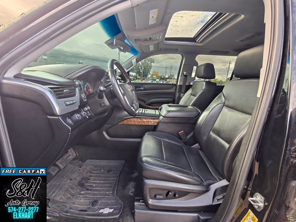 Used 2018 Chevrolet Suburban Premier w/ RST Edition AWD/4WD image 19