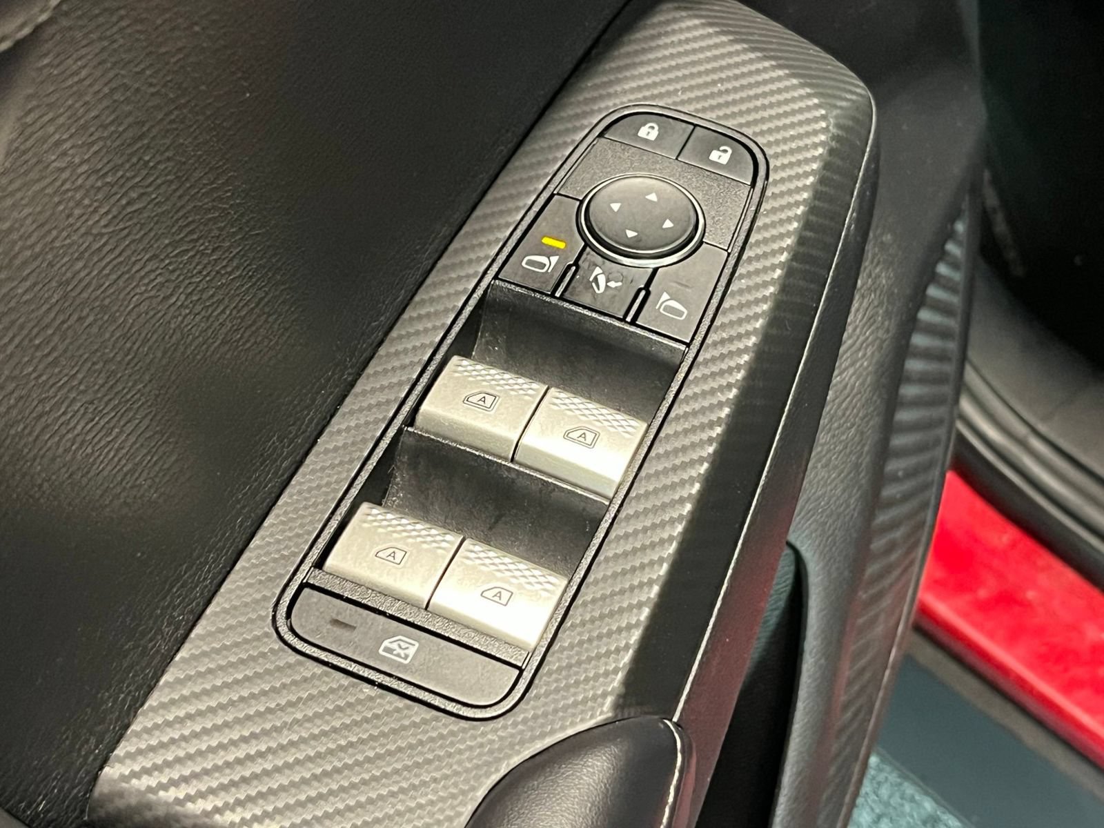 Used 2024 Mitsubishi Outlander SE AWD/4WD image 33
