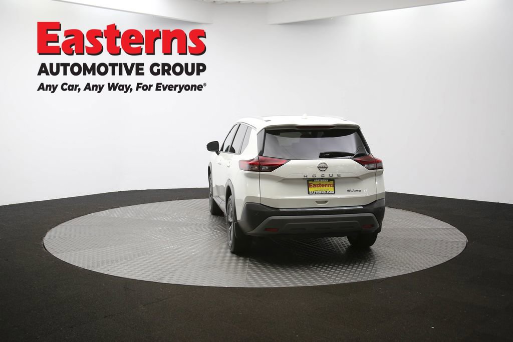 Used 2022 Nissan Rogue SV w/ SV Premium Package image 37