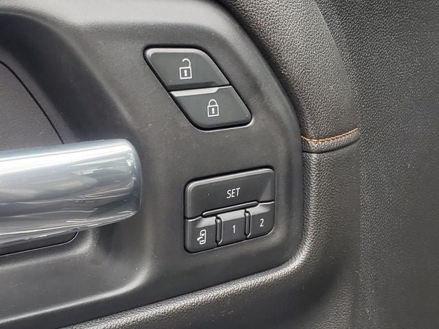 Used 2019 GMC Sierra 1500 AT4 w/ AT4 Premium Package AWD/4WD image 9