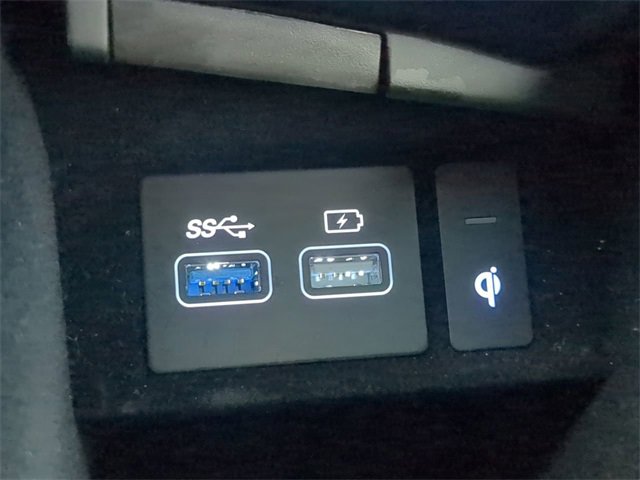 Used 2023 Genesis GV70 2.5T w/ Advanced Package image 21