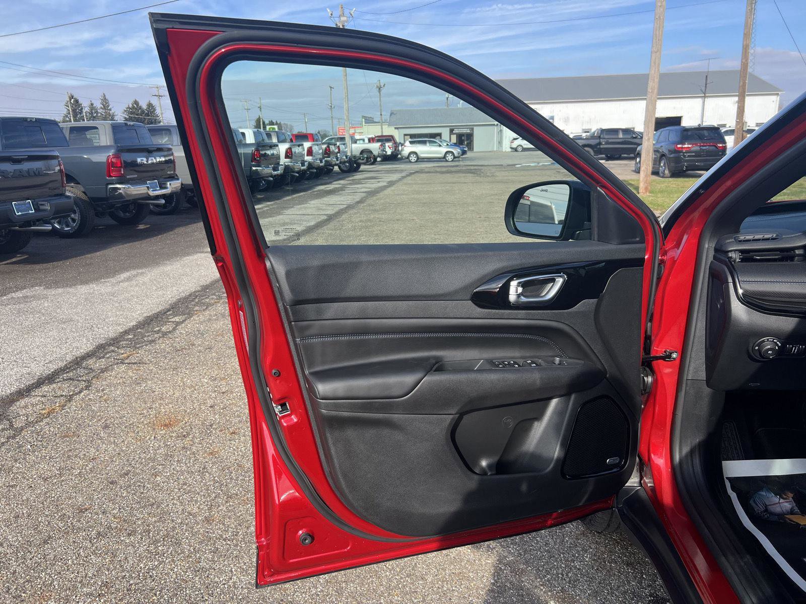 New 2026 Jeep Compass Limited w/ Sun, Sound & Navigation Group image 11