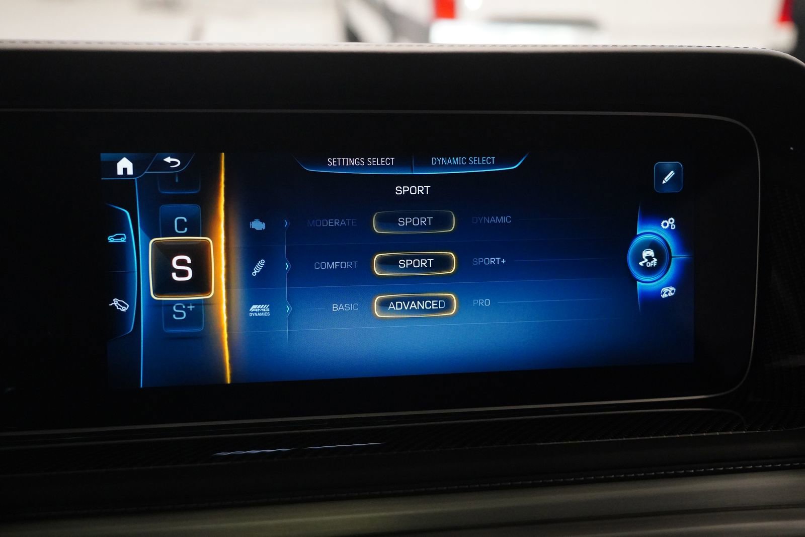 Used 2025 Mercedes-Benz G 63 AMG 4MATIC image 26