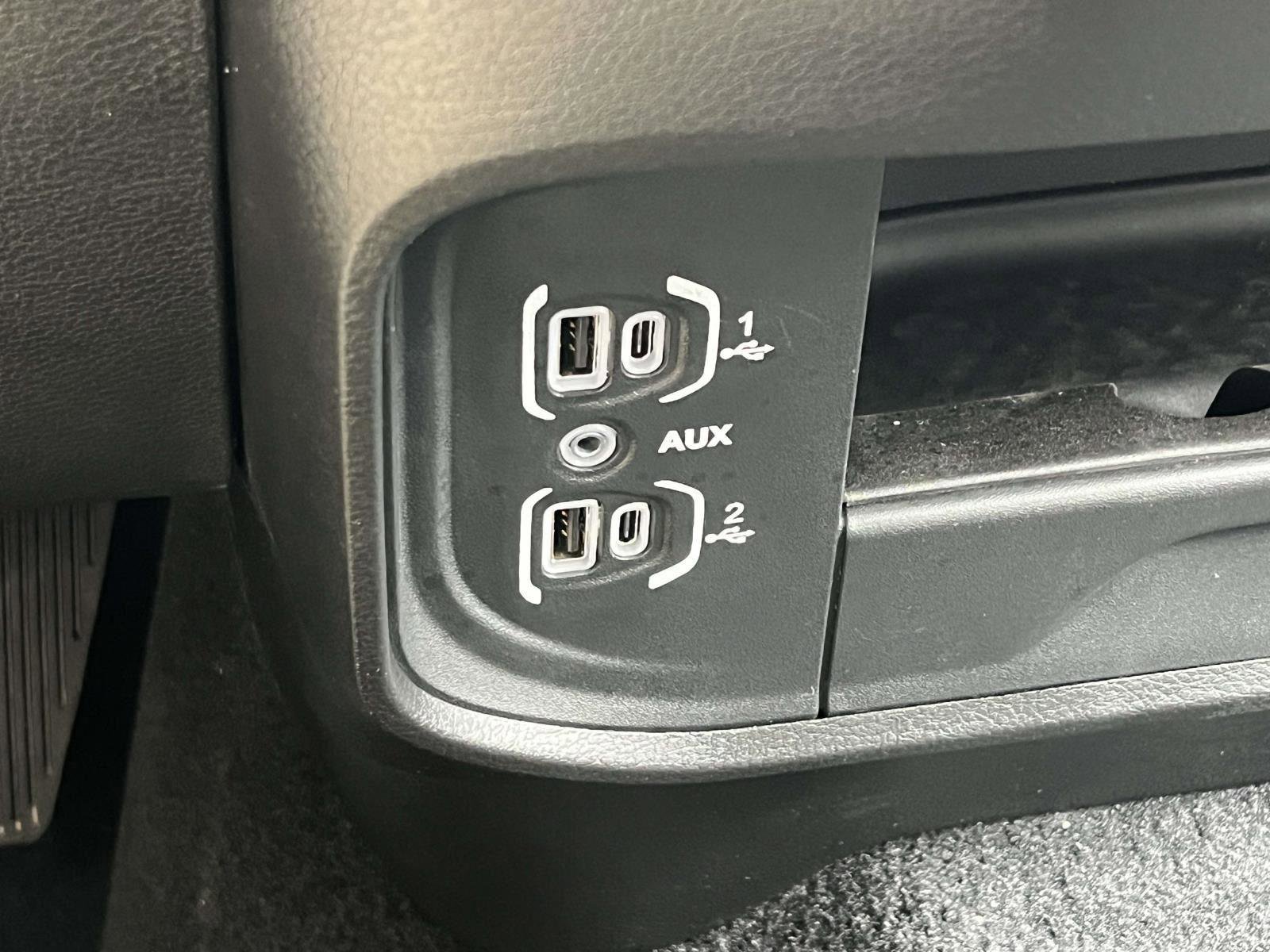 Used 2025 RAM 2500 Laramie image 20