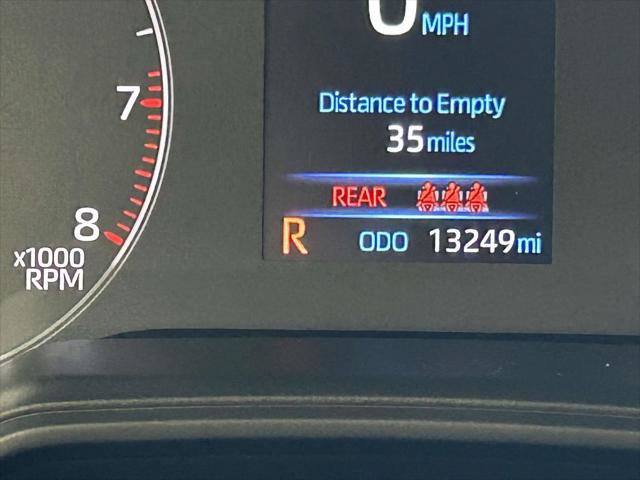 Certified 2025 Toyota Corolla LE FWD image 29