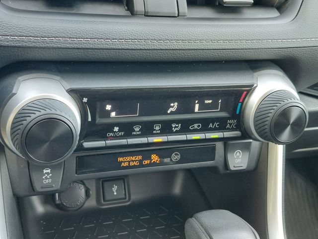 Certified 2022 Toyota RAV4 LE AWD/4WD image 24