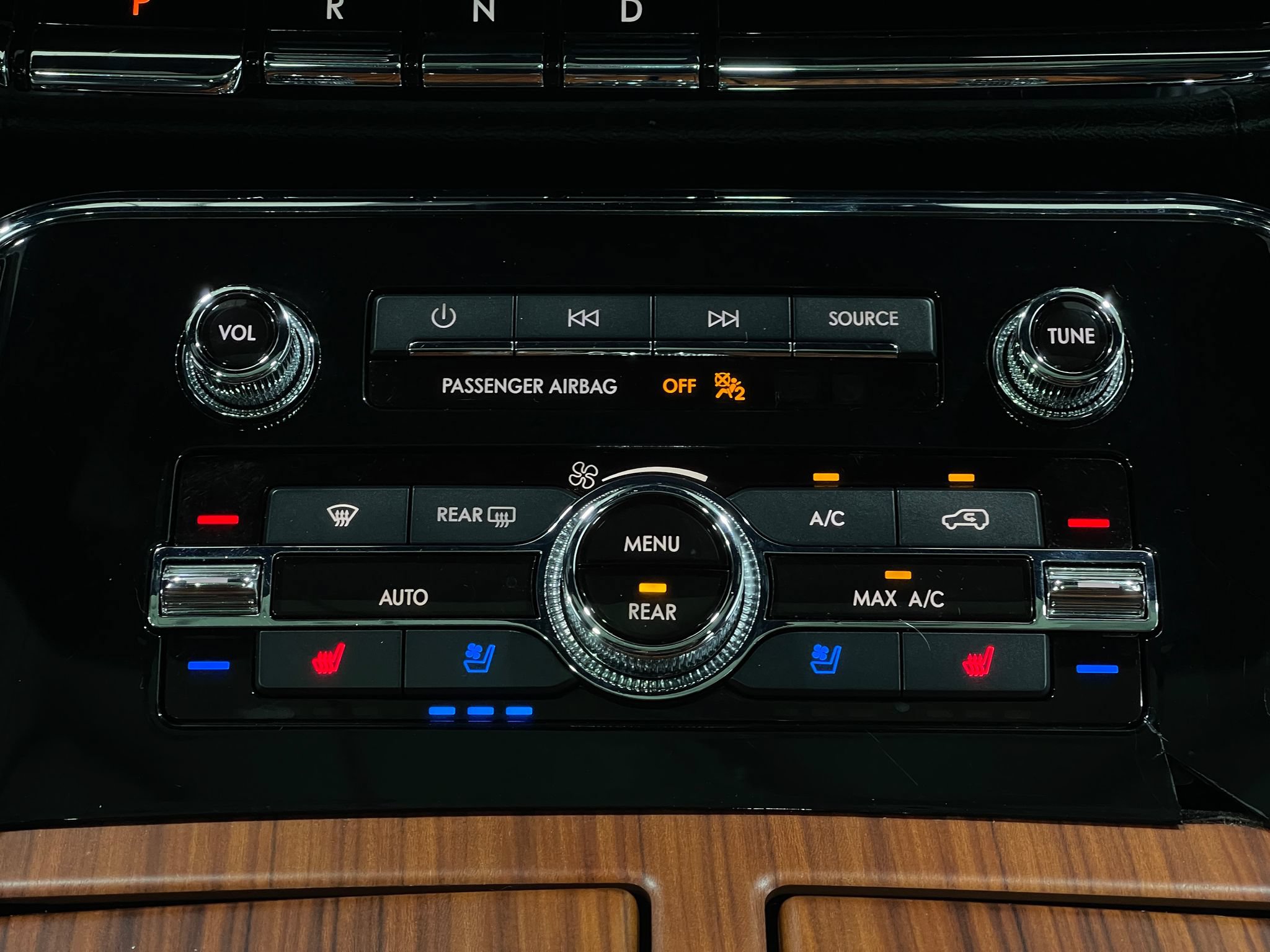 Used 2019 Lincoln Navigator Reserve AWD/4WD image 25