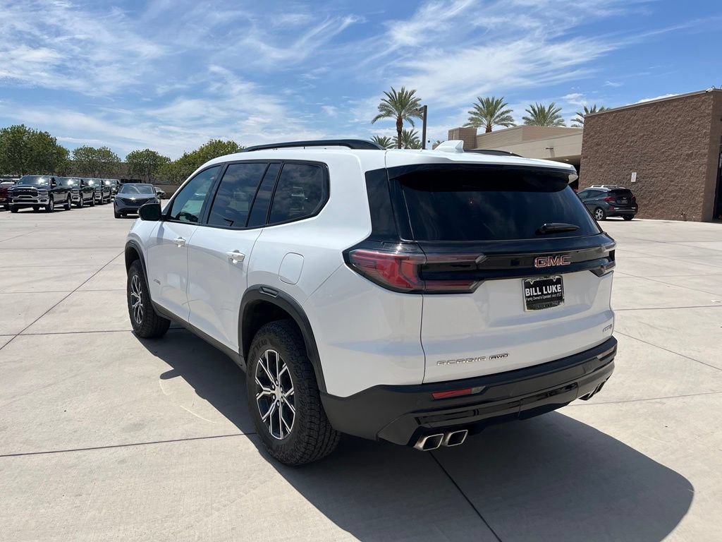 Used 2024 GMC Acadia AT4 w/ Luxury Package AWD/4WD image 9
