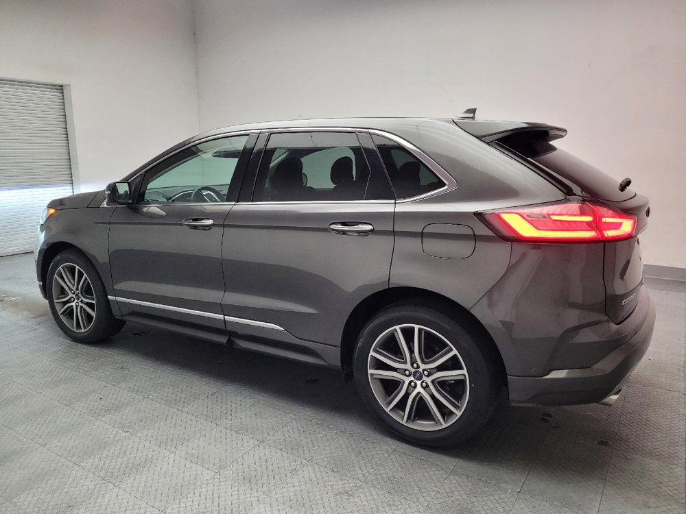 Used 2019 Ford Edge Titanium w/ Equipment Group 301A AWD/4WD image 3