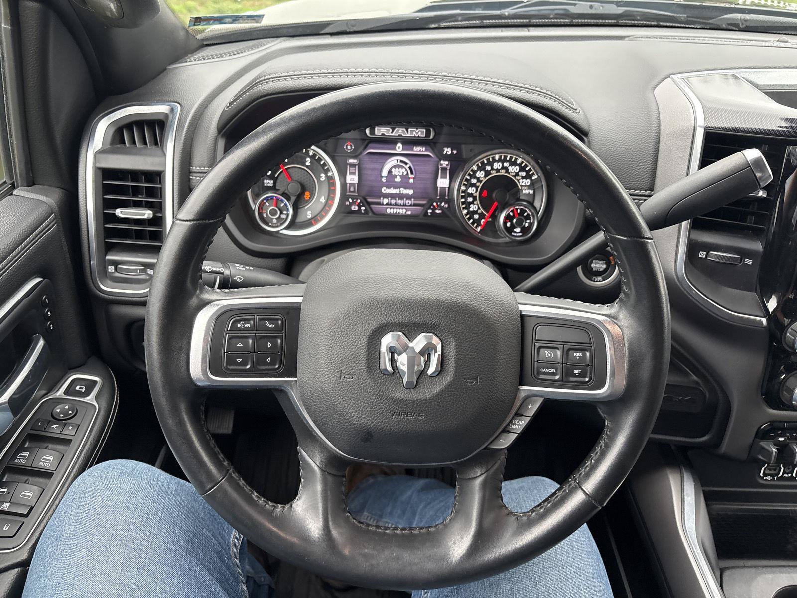 Used 2022 RAM 3500 Laramie AWD/4WD image 16