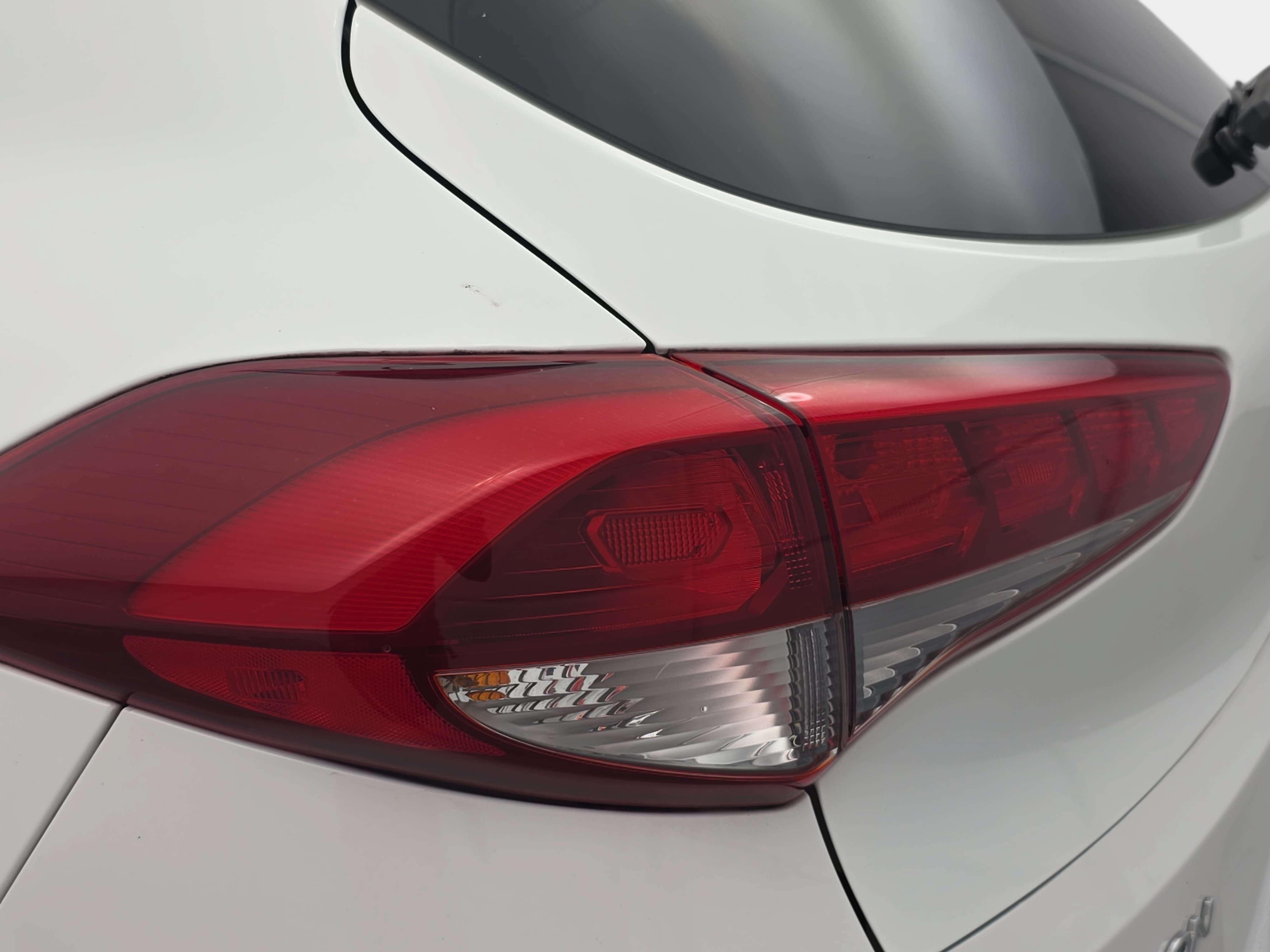 Used 2018 Hyundai Tucson Sport FWD image 31