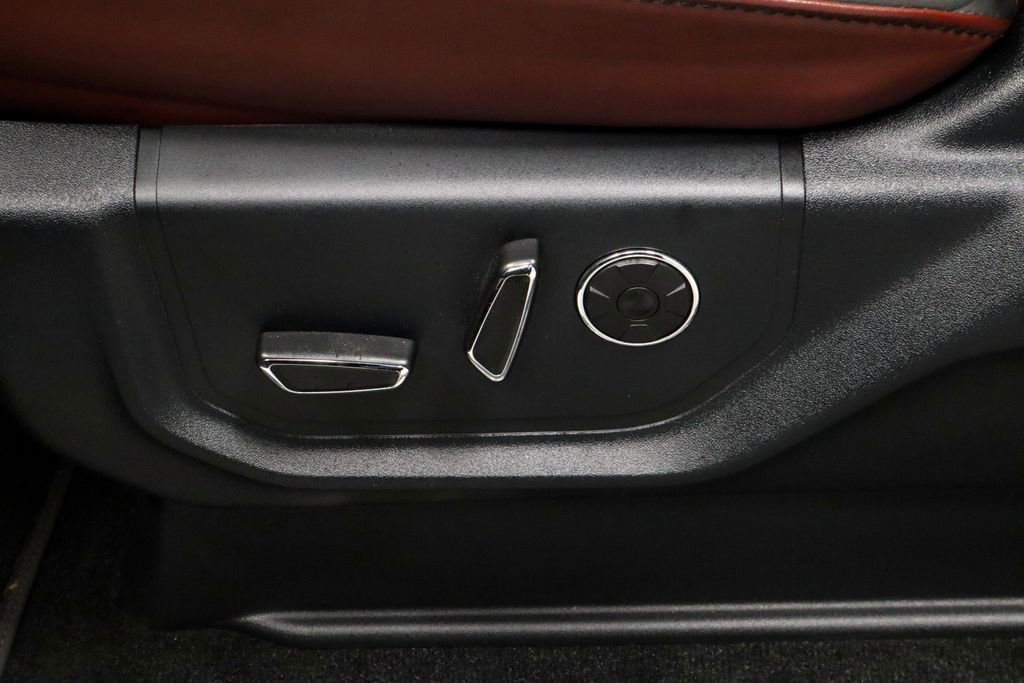 Used 2020 Ford F150 Platinum w/ Equipment Group 701A Luxury image 25