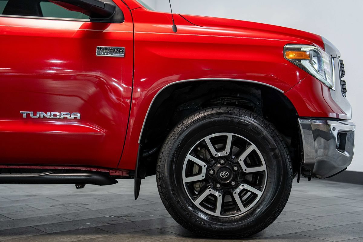 Used 2018 Toyota Tundra SR5 AWD/4WD image 9