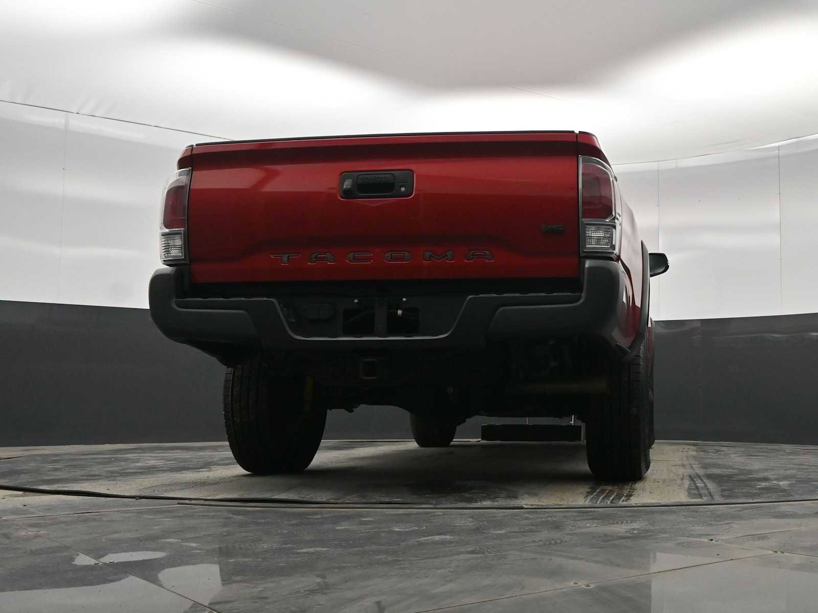 Used 2020 Toyota Tacoma TRD Off-Road image 37