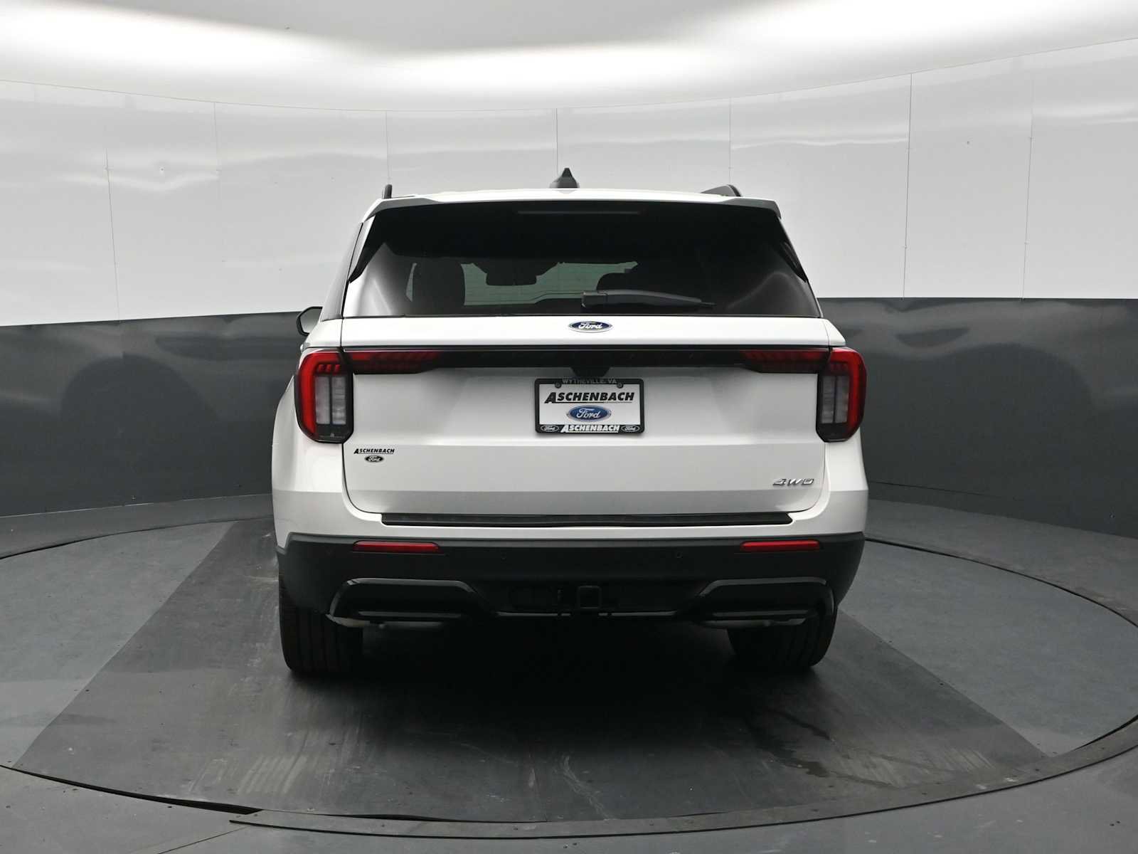 New 2026 Ford Explorer ST-Line w/ ST-Line Street Pack image 7