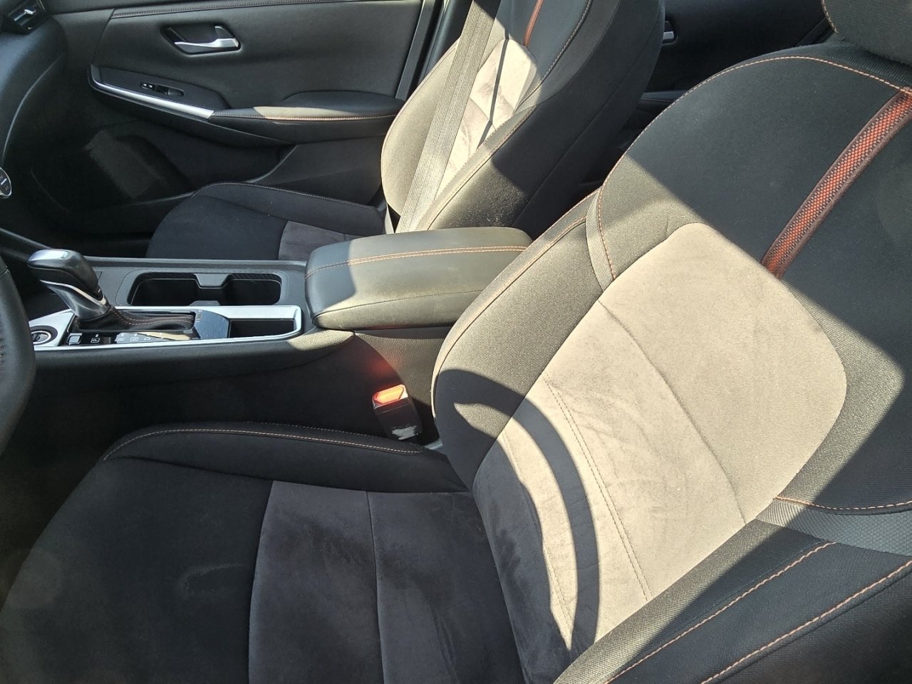 Used 2023 Nissan Sentra SR w/ Trunk Package FWD image 22