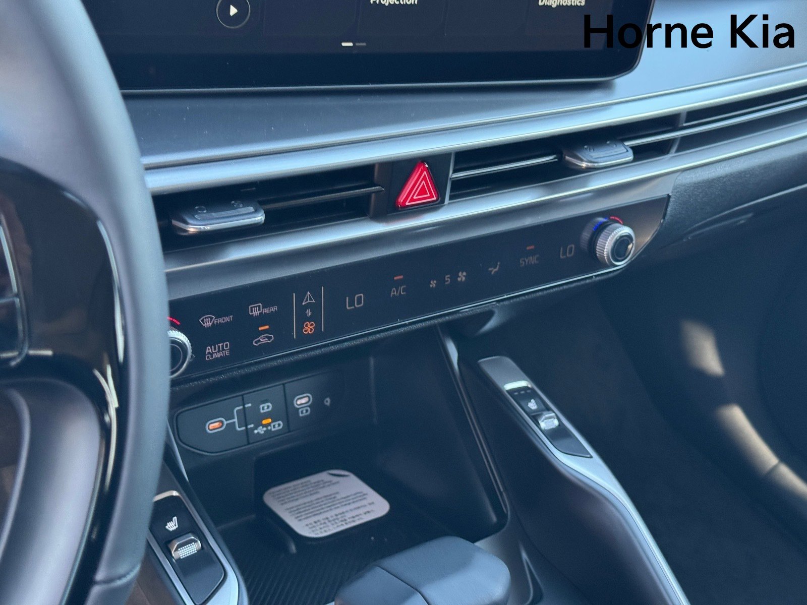 New 2026 Kia Sorento S w/ S Panoramic Sunroof Package image 17