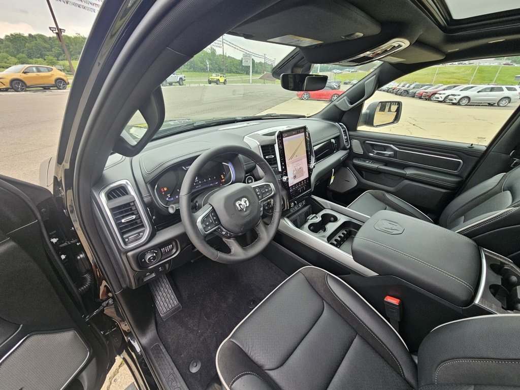New 2025 RAM 1500 Laramie image 22
