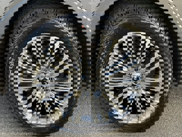 Used 2017 Lincoln MKX Reserve w/ Lincoln MKX Climate Package image 10